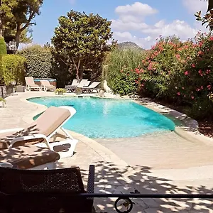https://villa-myami-les-chalets.fr-provencehotel.com