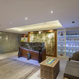 هوليداي إن إسطنبول - توزلا باي فندق